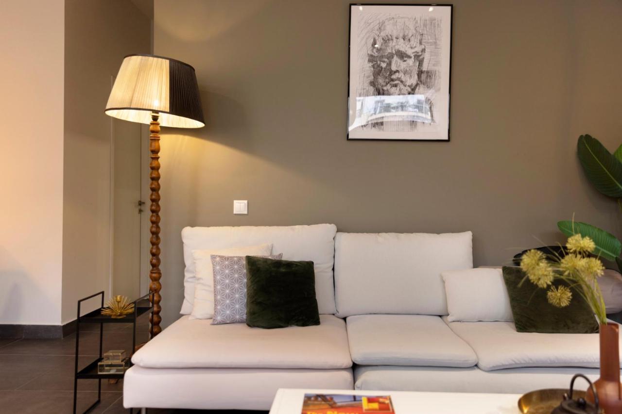 Ferienwohnung Α Rare Lux Artistic Renv Gem Opposite Emst Museum Athen Exterior foto